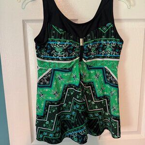 Green and Black 2 piece bathing suit with black bottoms XL/14W